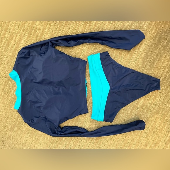 New Rashguard Set - Picture 8 of 14